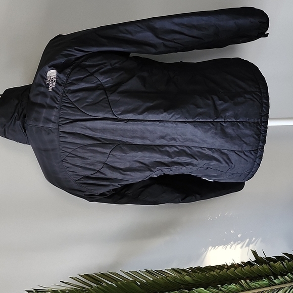 The North Face black lighter-weight patterned coat - Picture 2 of 12